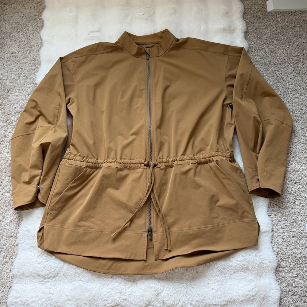 Lululemon Athletica Cinch-Waist Stretch Bold Beige Full Zip Outdoor Shirt Jacket - Picture 10 of 15